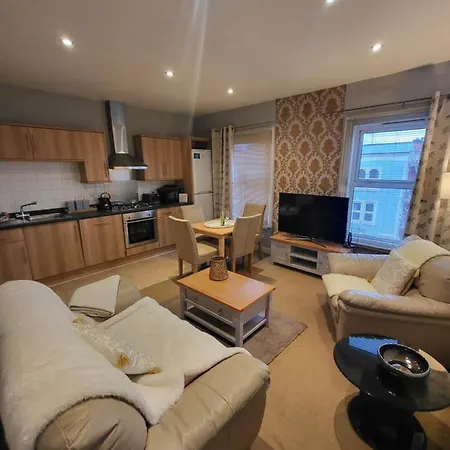 Romantic In The Heart Of Apartment Bristol
